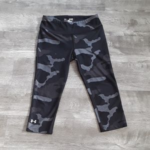 Under Armour heat gear camouflage Capri legging, XS